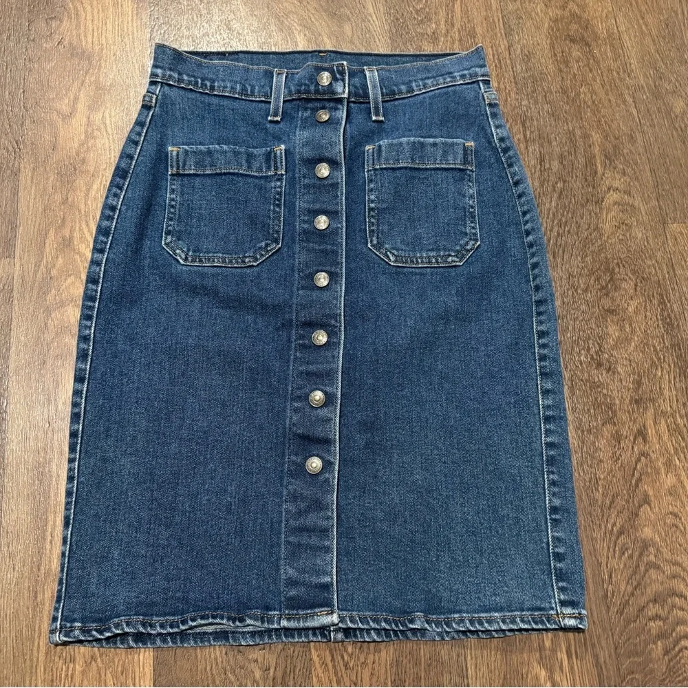 Levi's Denim Jean Skirt Women's Size 25 A-Line Button Up Front Knee Length